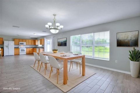 House in Lakeland, Florida 4 bedrooms, 268.02 sq.m. № 2196328 - photo 15