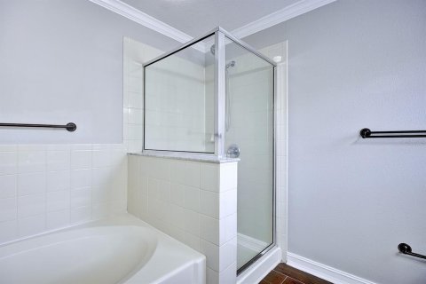 House in Lakeland, Florida 4 bedrooms, 268.02 sq.m. № 2196328 - photo 27