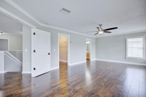 House in Lakeland, Florida 4 bedrooms, 268.02 sq.m. № 2196328 - photo 23