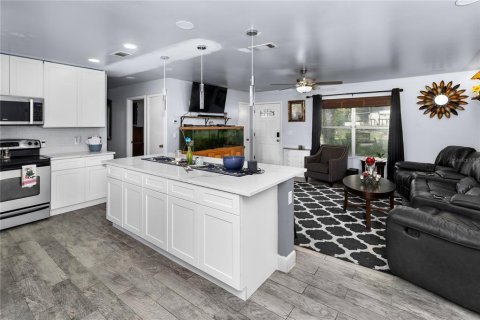 Casa en venta en Keystone Heights, Florida, 3 dormitorios, 125.7 m2 № 1911841 - foto 7
