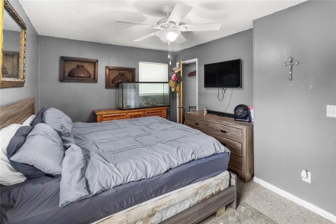 Casa en venta en Keystone Heights, Florida, 3 dormitorios, 125.7 m2 № 1911841 - foto 17