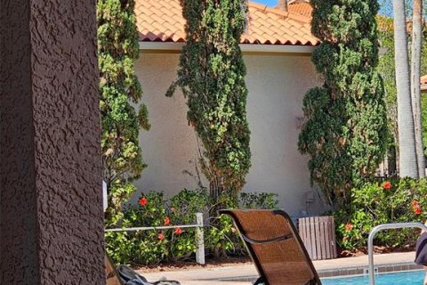 Condominio en alquiler en Davenport, Florida, 2 dormitorios, 105.35 m2 № 1651579 - foto 4