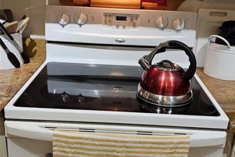 Condominio en alquiler en Davenport, Florida, 2 dormitorios, 105.35 m2 № 1651579 - foto 19