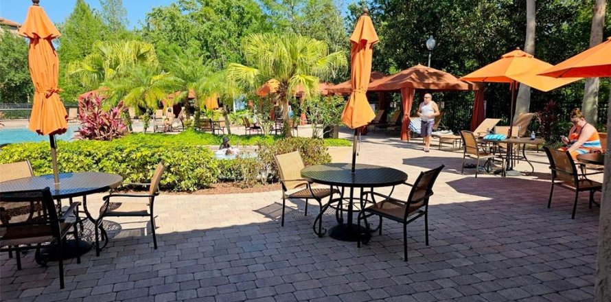 Condominio en Davenport, Florida, 2 dormitorios № 1651579