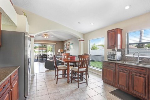 Casa en venta en Wesley Chapel, Florida, 4 dormitorios, 181.72 m2 № 1818826 - foto 13