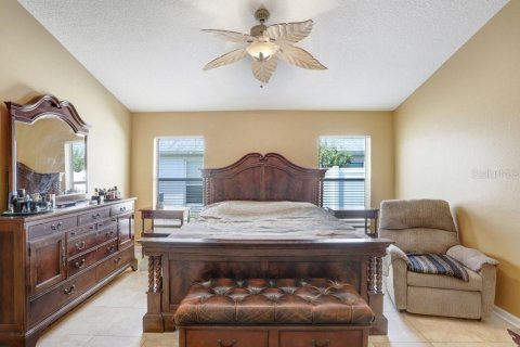 Casa en venta en Wesley Chapel, Florida, 4 dormitorios, 181.72 m2 № 1818826 - foto 17