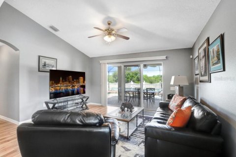 Casa en venta en Wesley Chapel, Florida, 4 dormitorios, 181.72 m2 № 1818826 - foto 15