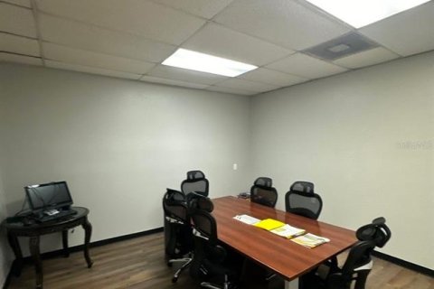 Immobilier commercial à vendre à Tampa, Floride: 273.41 m2 № 2103282 - photo 4