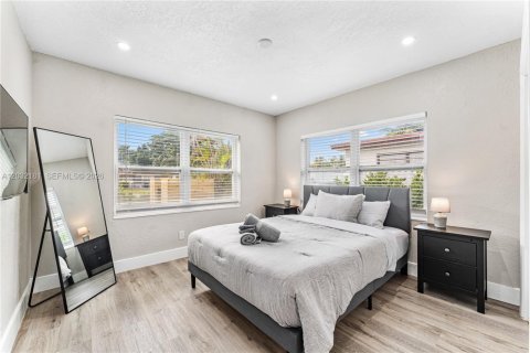 Villa ou maison à louer à Miami, Floride: 2 chambres, 65.03 m2 № 2258131 - photo 9