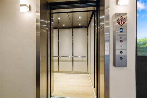 Купить кондоминиум в Сарасота, Флорида 9 комнат, 137.03м2, № 2238571 - фото 6