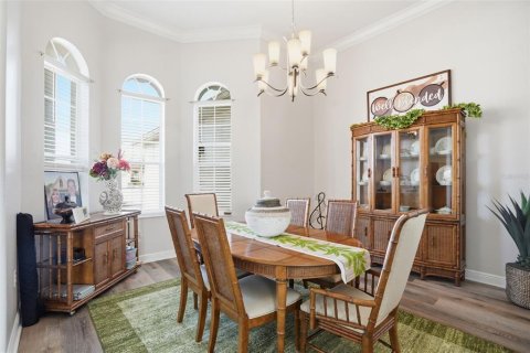 House in Spring Hill, Florida 4 bedrooms, 295.71 sq.m. № 2211763 - photo 18