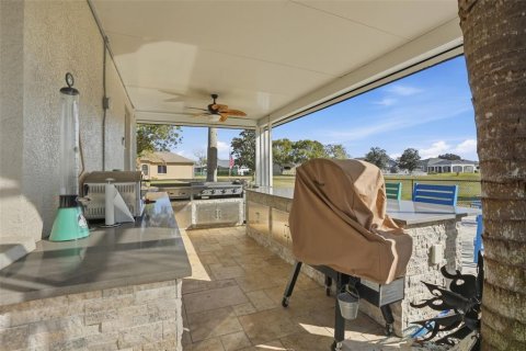 House in Spring Hill, Florida 4 bedrooms, 295.71 sq.m. № 2211763 - photo 10