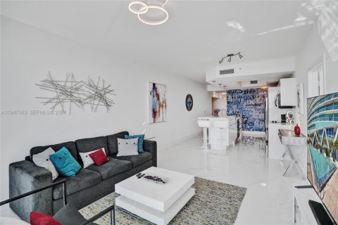 Copropriété à vendre à Miami, Floride: 2 chambres, 112.23 m2 № 2005355 - photo 28