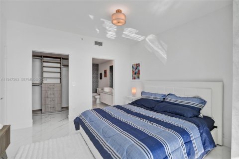 Copropriété à vendre à Miami, Floride: 2 chambres, 112.23 m2 № 2005355 - photo 4