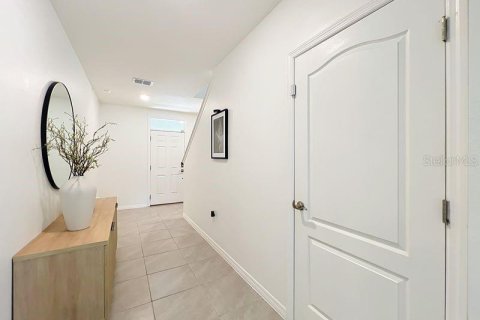 Villa ou maison à vendre à Davenport, Floride: 5 chambres, 234.3 m2 № 2284390 - photo 4