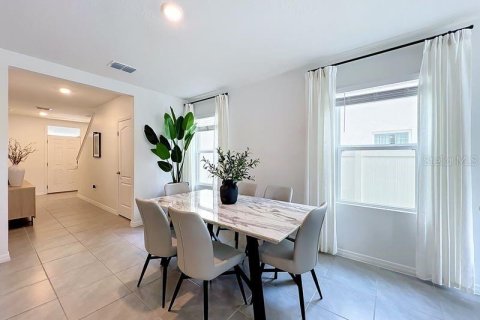 Villa ou maison à vendre à Davenport, Floride: 5 chambres, 234.3 m2 № 2284390 - photo 10