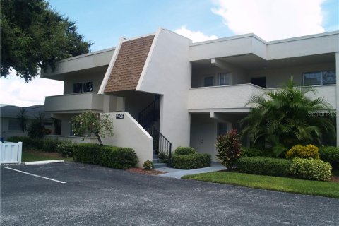 Condominio en alquiler en Sarasota, Florida, 3 dormitorios, 134.15 m2 № 229923 - foto 1