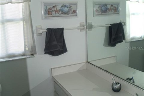 Condominio en alquiler en Sarasota, Florida, 3 dormitorios, 134.15 m2 № 229923 - foto 10