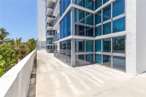 Condominio en venta en Miami Beach, Florida, 2 dormitorios, 152.82 m2 № 1864274 - foto 26