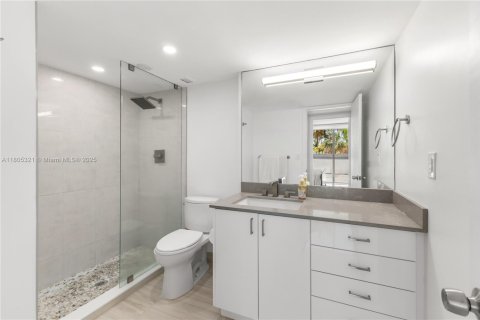 Condominio en venta en Miami Beach, Florida, 2 dormitorios, 152.82 m2 № 1864274 - foto 12