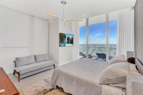 Condo in Sunny Isles Beach, Florida, 4 bedrooms  № 1867887 - photo 22