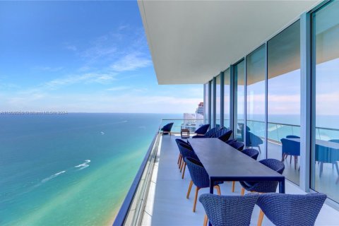 Condo in Sunny Isles Beach, Florida, 4 bedrooms  № 1867887 - photo 12