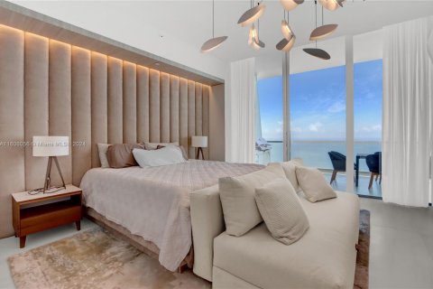Condo in Sunny Isles Beach, Florida, 4 bedrooms  № 1867887 - photo 13