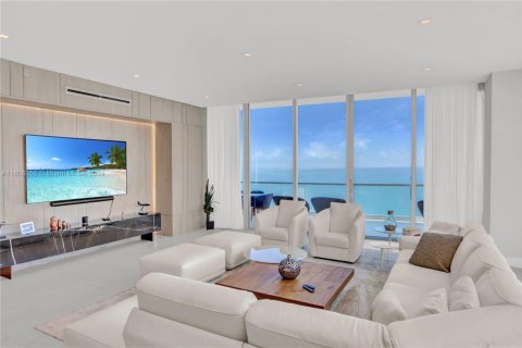 Condo in Sunny Isles Beach, Florida, 4 bedrooms  № 1867887 - photo 2