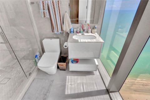 Condo in Sunny Isles Beach, Florida, 4 bedrooms  № 1867887 - photo 23