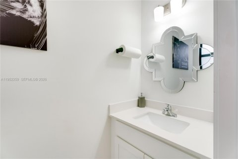 Купить виллу или дом в Майами, Флорида 4 спальни, 177.44м2, № 2006613 - фото 12