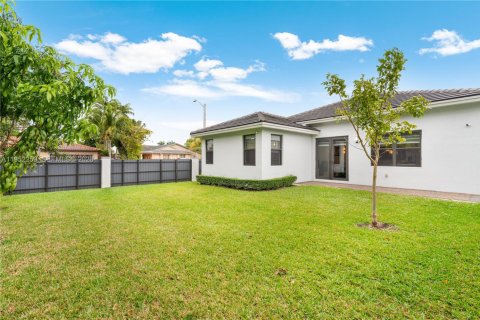 Купить виллу или дом в Майами, Флорида 4 спальни, 177.44м2, № 2006613 - фото 25