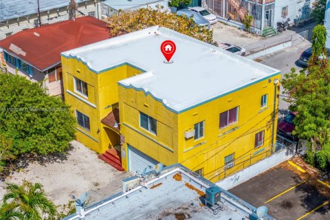 Commercial property in Miami, Florida 260.87 sq.m. № 1854892 - photo 8