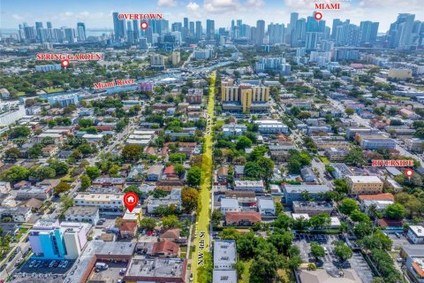 Commercial property in Miami, Florida 260.87 sq.m. № 1854892 - photo 11