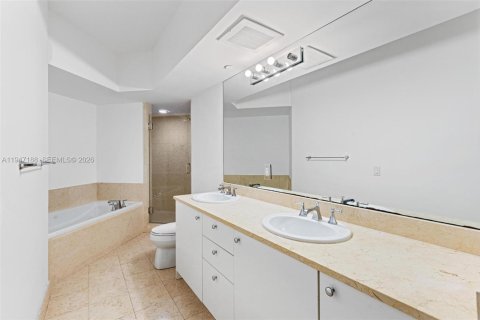 Copropriété à vendre à Aventura, Floride: 3 chambres, 148.64 m2 № 2003301 - photo 10