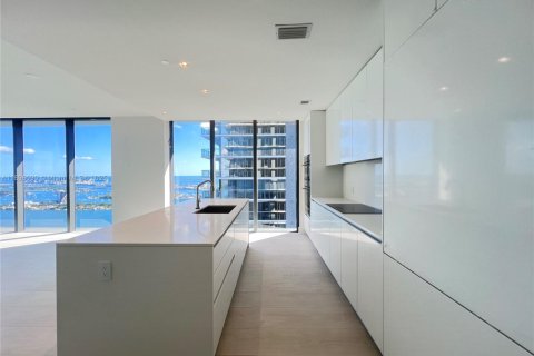 Снять в аренду кондоминиум в Майами, Флорида 4 спальни, 239.87м2, № 1949844 - фото 6