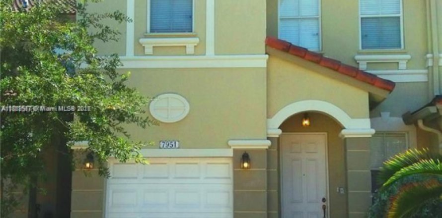 Condo à Doral, Floride, 4 chambres № 1888115