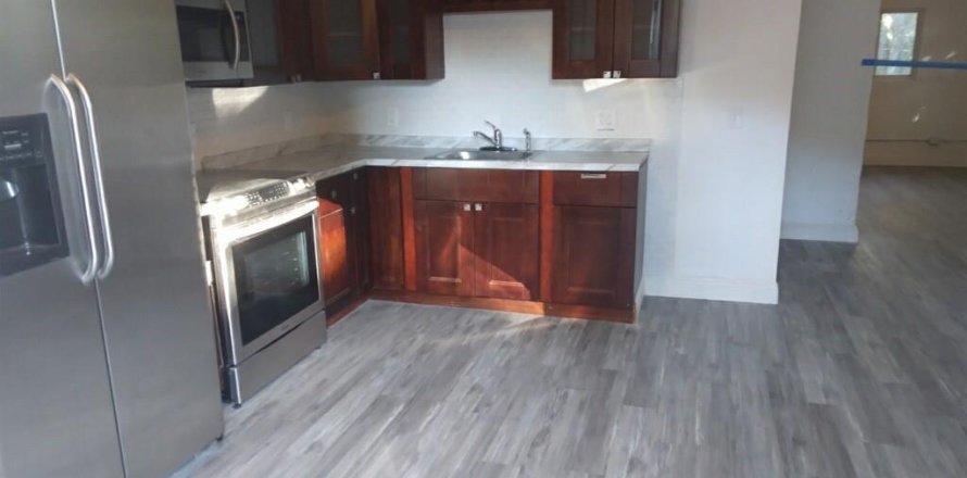 Commercial property in Fort Lauderdale, Florida 94.3 sq.m. № 1154638