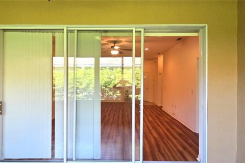 Casa en venta en Winter Haven, Florida, 2 dormitorios, 114.36 m2 № 2387637 - foto 2