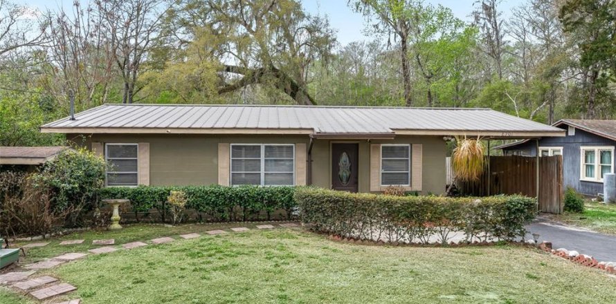 House in Bushnell, Florida 2 bedrooms, 95.13 sq.m. № 2231497
