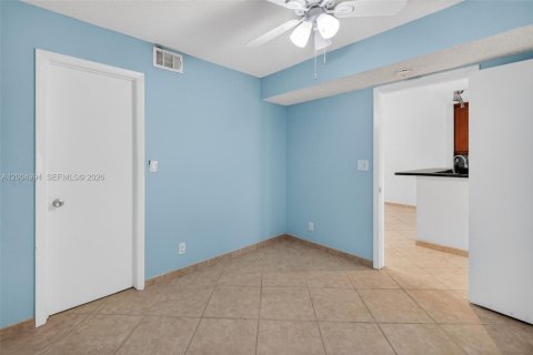 Townhouse in Fort Lauderdale, Florida 3 bedrooms, 134.89 sq.m. № 2069488 - photo 29
