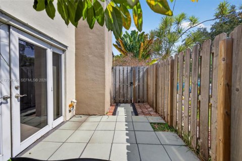 Townhouse in Fort Lauderdale, Florida 3 bedrooms, 134.89 sq.m. № 2069488 - photo 27