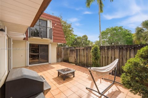 Touwnhouse à vendre à Plantation, Floride: 2 chambres, 127.46 m2 № 2049567 - photo 17