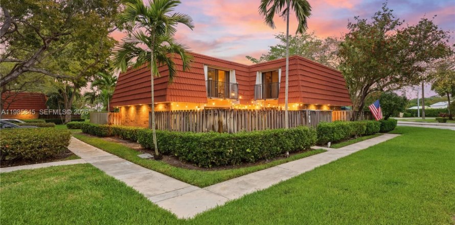 Touwnhouse à Plantation, Floride 2 chambres, 127.46 m2 № 2049567