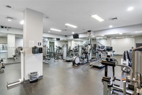 Condominio en venta en Sunny Isles Beach, Florida, 2 dormitorios, 166.2 m2 № 1922222 - foto 30