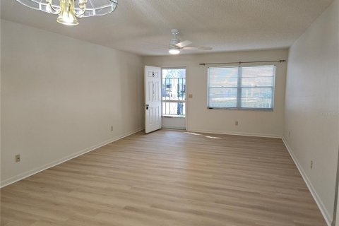 Casa en alquiler en Ocala, Florida, 2 dormitorios, 143.16 m2 № 1915198 - foto 4