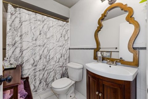 Condo in Orlando, Florida, 2 bedrooms  № 1379328 - photo 15