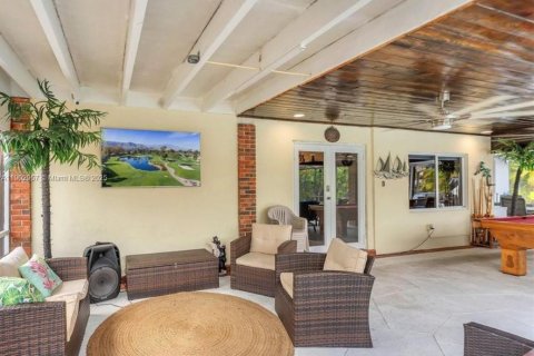 Купить виллу или дом в Хомстед, Флорида 3 спальни, 211.45м2, № 1954256 - фото 27