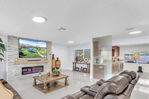 Купить виллу или дом в Хомстед, Флорида 3 спальни, 211.45м2, № 1954256 - фото 9