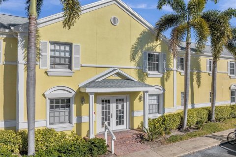 Copropriété à louer à Saint Petersburg, Floride: 1 chambre, 60.01 m2 № 2099069 - photo 2