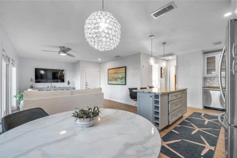 Copropriété à louer à Saint Petersburg, Floride: 1 chambre, 60.01 m2 № 2099069 - photo 9